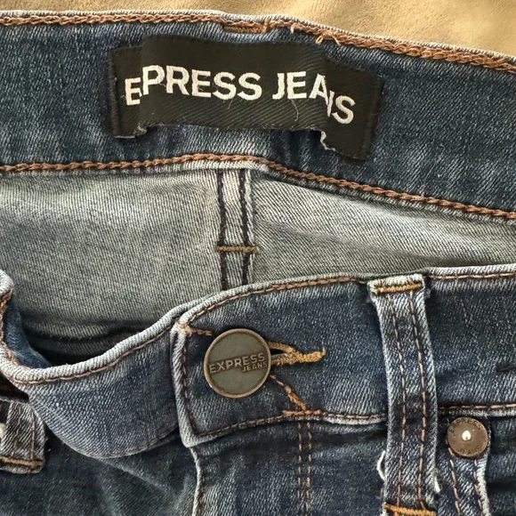 Express Mid Rise Jeggings - Picture 9 of 10